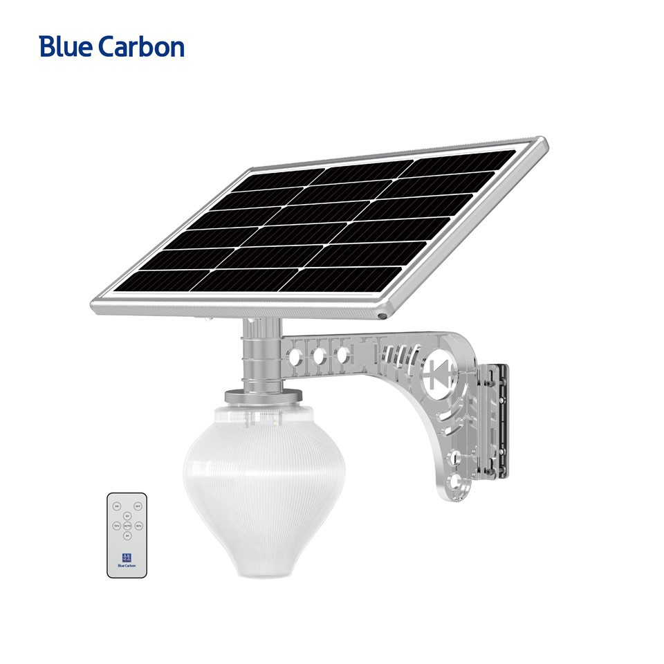 Solar Powered Outdoor Garden Integrated Lights Solar Peach Light Install On The Pole